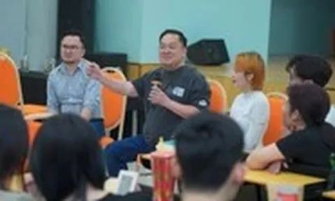 Khủng hoảng bản sắc không phải là thất bại
