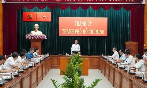 TP HCM họp đột xuất bàn về sắp xếp các phường, xã