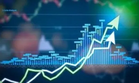 Thanh khoản vượt tỷ đô, sắc xanh áp đảo đưa VN-Index lên 1.367 điểm